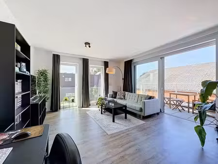 appartement lumineux avec terrasse à vendre à mol