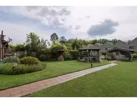 brasschaat - villa 4 ch.  jardin & 39 panneaux solaires