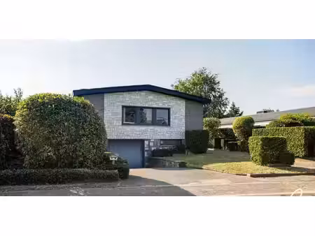 maison à vendre à zarlardinge pour € 299.000 avec 3 chambres à coucher