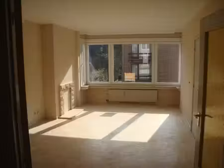 spacieux appartement d'angle - 2 chambres