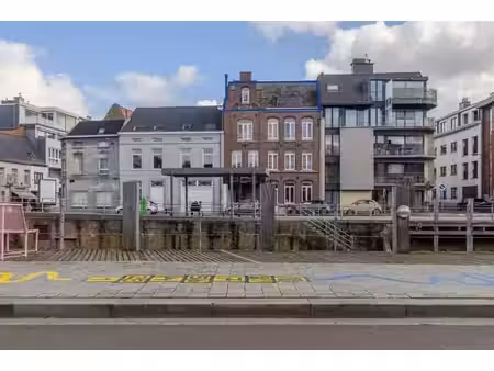 lichtrijk 2-slaapkamerappartement met prachtig uitzicht  ...