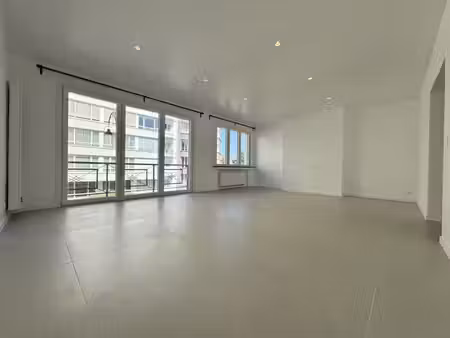 appartemment une chambre + terrasse rénové - cambre/ulb