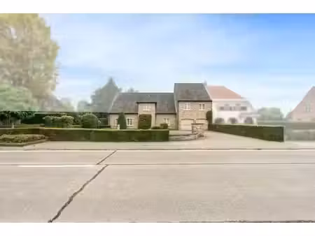 maison spacieuse avec terrain de 6800 m² à hamme