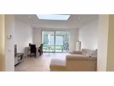maison à louer à menen pour € 800 avec 3 chambres à coucher