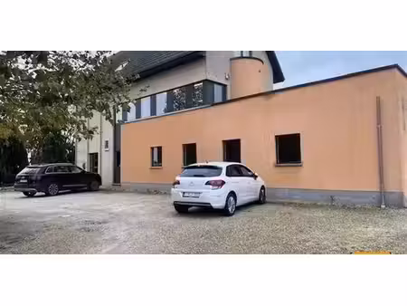bureau à vendre à borgloon pour € 715.000 avec 1 chambre à coucher