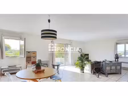 toulouse - appartement t4 - 116.82 m2 + garage et parking - piscine