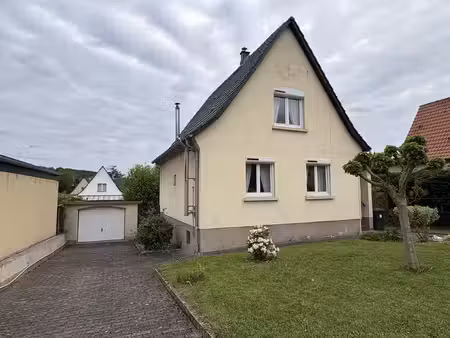 charmante maison individuelle dans un quartier calme.