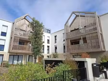 vente appartement 3 pièces piscine aux sables-d'olonne (85100) : à vendre 3 pièces piscine