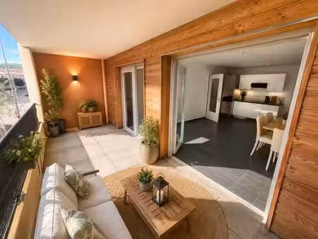 vente appartement 2 pièces 43 m² à cuers (83390)  170 000 €