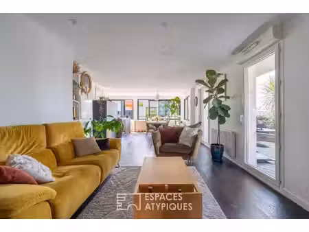 appartement t3 de 84 m² avec terrasse de 60 m² paysagée  box et place parking