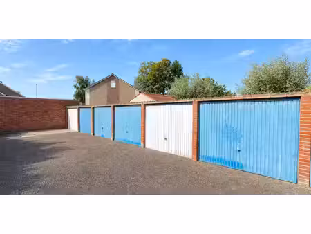 box à vendre à assebroek pour € 35.000