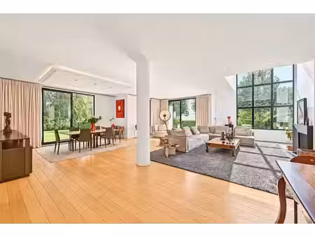 magnifique duplex avec jardin au coeur du prince d'orange