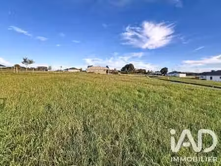 vente terrain à saint-laurent-bretagne (64160) : à vendre / 1652m² saint-laurent-bretagne