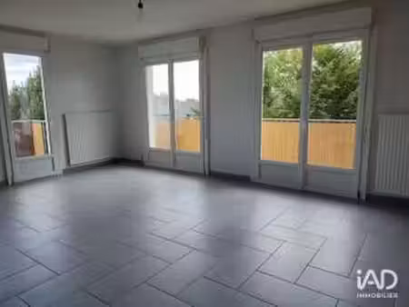 location appartement 3 pièces à nantes (44000) : à louer 3 pièces / 75m² nantes