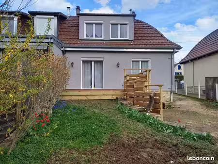 ? maison rénovée 90 m² – 3 chambres – annexe 27 m² – terrain 400 m²