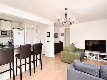 bas de chatou - secteur brimont - 5 min rer - 3 chambres et box