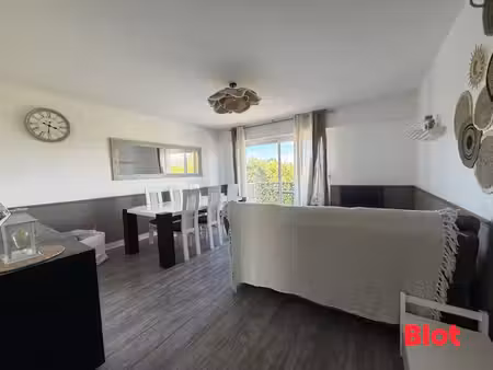 saint-nazaire – t4 75 m² – 3 chambres – dernier étage – balcon – garage