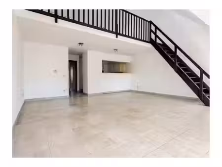 appartement à louer avec 2 chambres   waterloo (vbe66773)