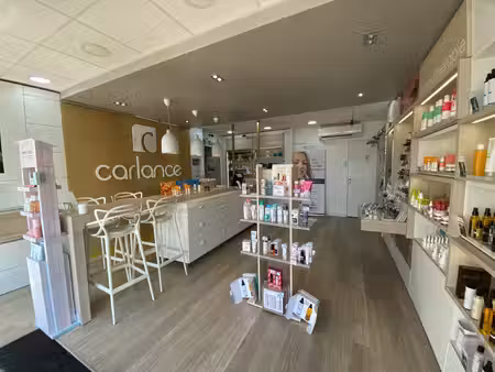 macon sud - fond de commerce a vendre 150 m2 tout equipe av