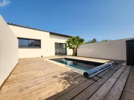 villa de plain pied avec pisicne