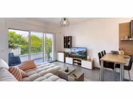 appartement contemporain avec terrasse gare - annecy (74)