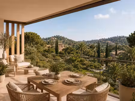vente appartement 4 pièces 81 m² à saint-raphael (83700)  568 000 €