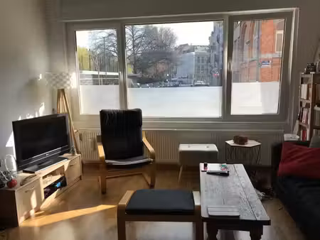 lumineux appartement 2 chbres - quartier châtelain/lepoutre