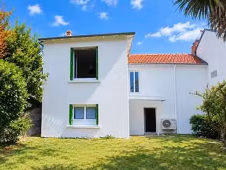 location maison à nantes rond-point de rennes (44000) : à louer / 65m² nantes rond-point d