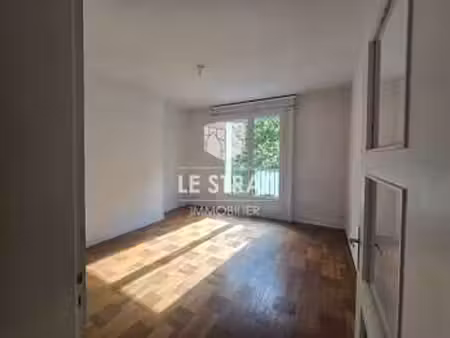 location appartement 3 pièces à caen (14000) : à louer 3 pièces / 77m² caen