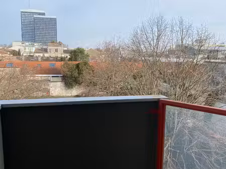studio avec balcon - bordeaux avenue d ares