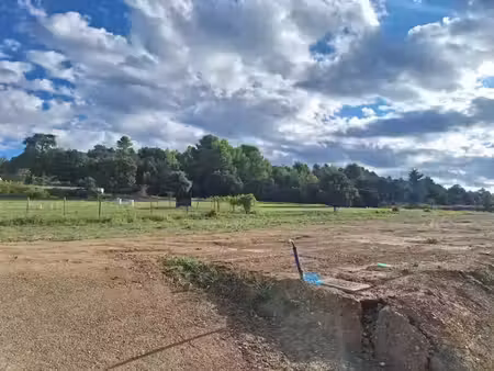 vente terrain 651 m² à vinon-sur-verdon (83560)  137 000 €