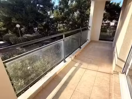 location appartement 2 pièces 26 m² à marseille 13ème (13013)  755 €