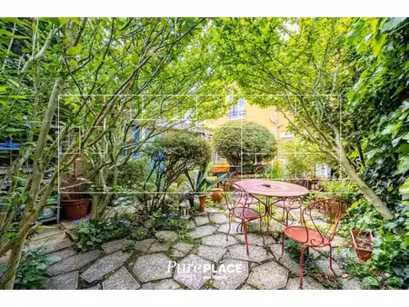 magnifique maison familiale + dépendances  à romainville