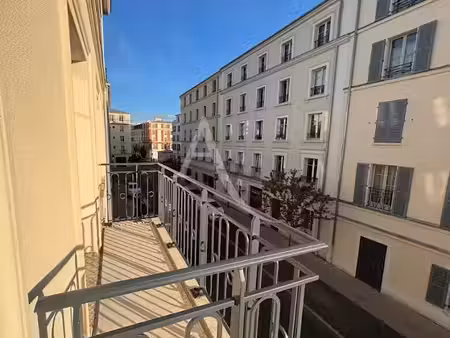 location appartement 2 pièces 39.95 m² à pontoise (95000)  879 €