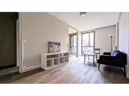 location meublée appartement 2 pièces 48.02 m² à saint-denis (93200)  890 €