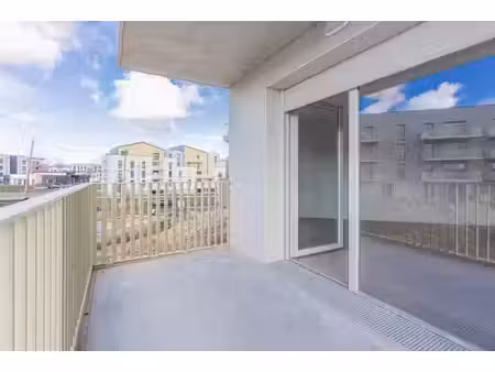location appartement 4 pièces 91 m² à epron (14610)  963 €
