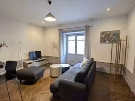 location appartement 2 pièces meublé à nantes (44000) : à louer 2 pièces meublé / 34m² nan
