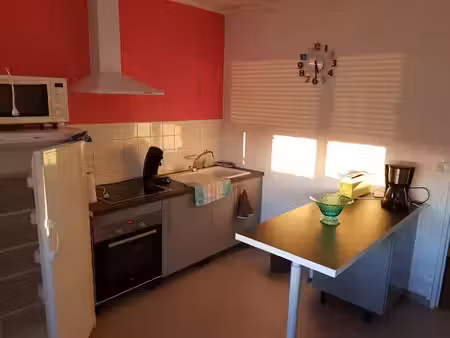 location appartement 1 pièce 50 m² à rochefort (17300)