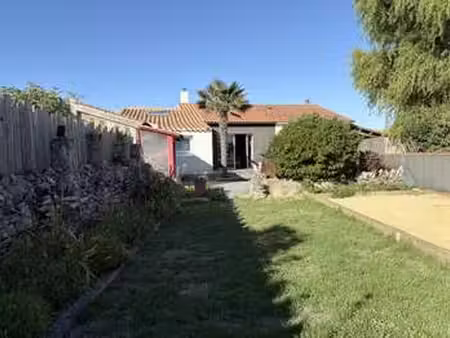 vente maison à noirmoutier-en-l'île (85330) : à vendre / 88m² noirmoutier-en-l'île