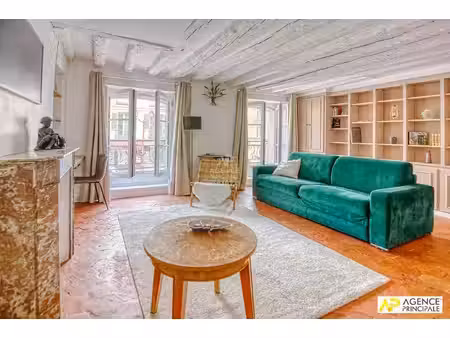 versailles saint-louis appartement 4 pièces 77 m 2 carrez situé au 1er étage.