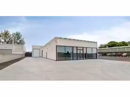 entrepôt à louer à poperinge pour € 4.000