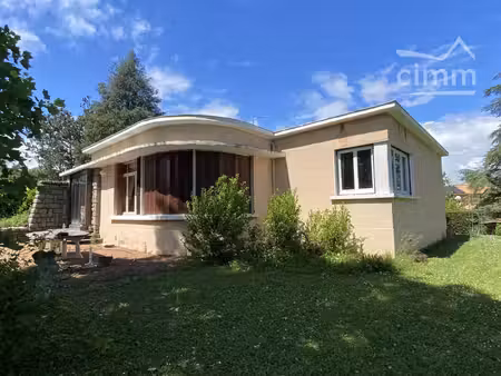 maison 148m² + 95m² s/sol sur 2000m² de terrain constr.