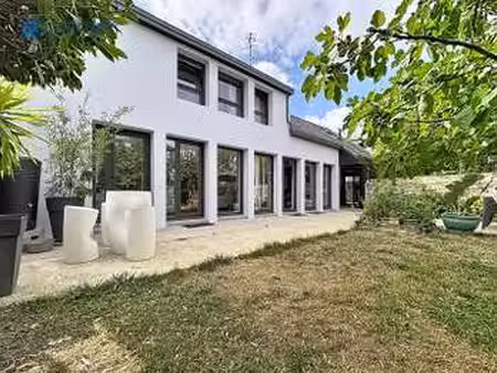 vente maison à lorient (56100) : à vendre / 140m² lorient