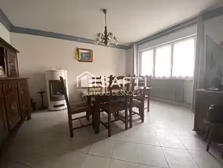 maison de bourg 103 m²  3 chambres  terrain 760 m²