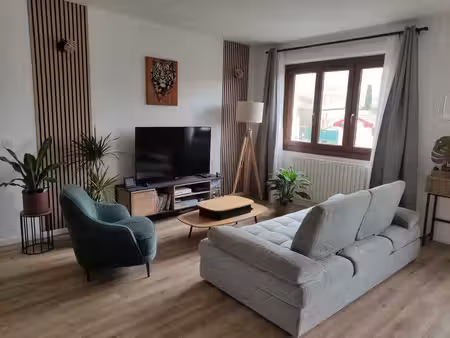 maison 4 ch. double garage & piscine chauffée