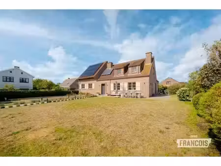 magnifique villa de cinq chambres à vendre à wenduine!
