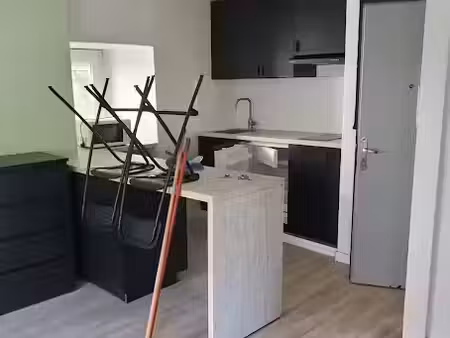 location meublée appartement 1 pièce 27 m² à tence (43190)  370 €