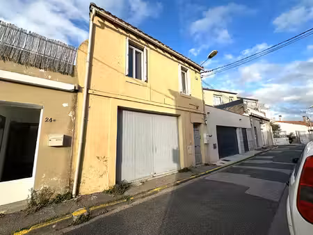 appartement rénové de type 2 avec chambre  dressing et exposition agréable quartier capuci