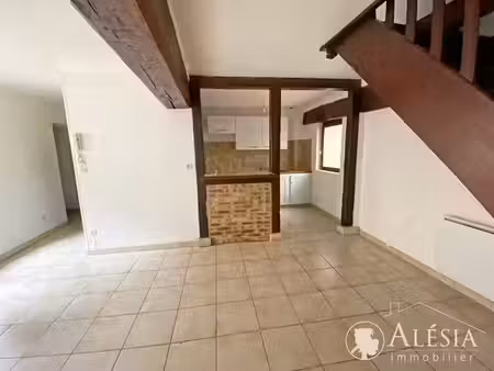 location appartement 3 pièces 53.32 m² à chalons-en-champagne (51000)  595 €