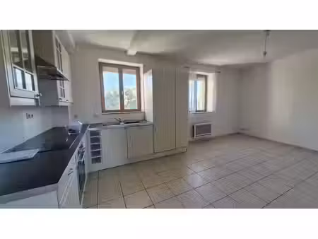 location appartement 2 pièces 40.64 m² à provins (77160)  605 €